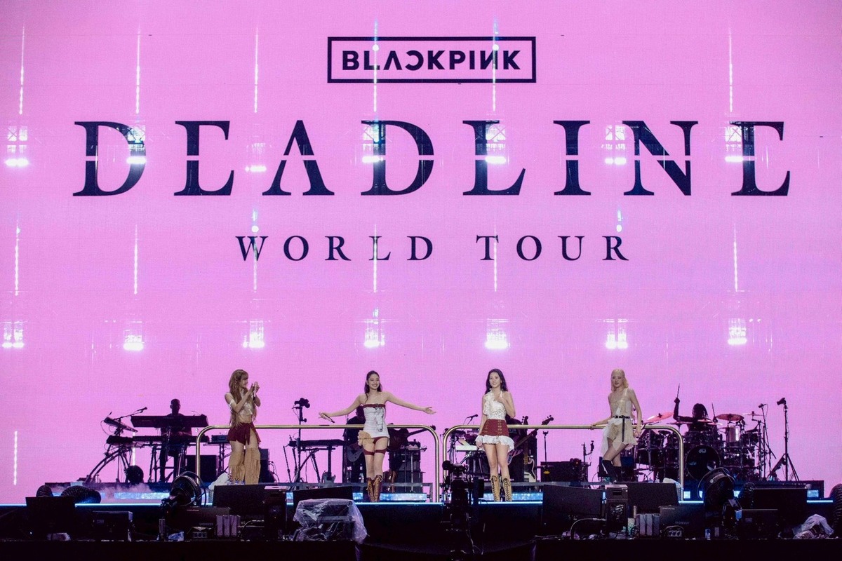 블랙핑크, 솔로로 쌓아 완전체로 터트린 ‘데드라인’ [공연리뷰]
