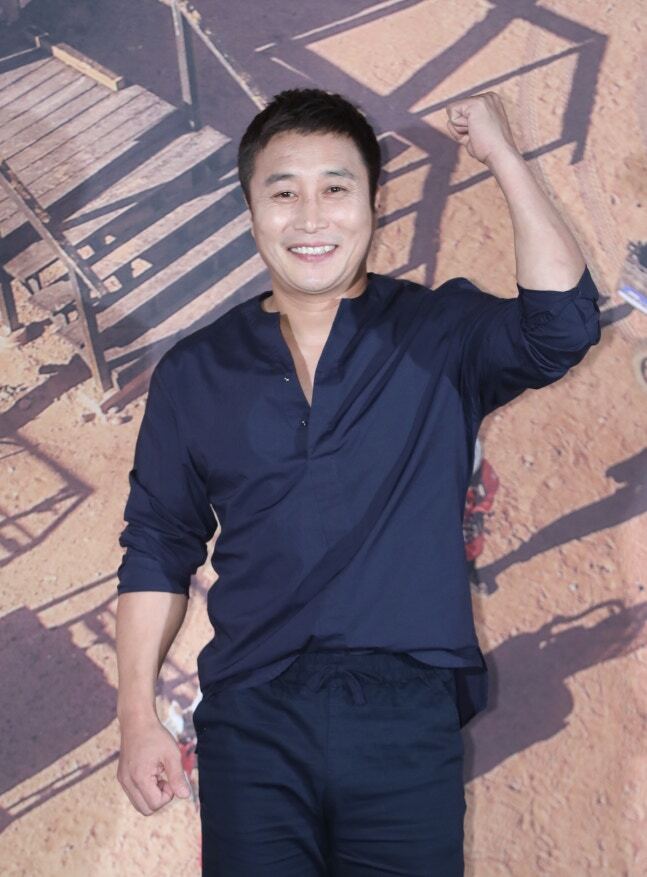 [오늘의 연예 Pick]김병만, 전처 딸 파양→S.E.S 슈, 별거 중인 남편이 “빚 2억8천 대신 변제”→‘야인시대’ 정일모, ♥네 번째 아내는 30살 연하→구혜선, 안재현 저격…“이혼 언급, 2차 가해”→임영웅, 무공해 ‘섬총각 영웅’으로 순한맛 힐링 선사