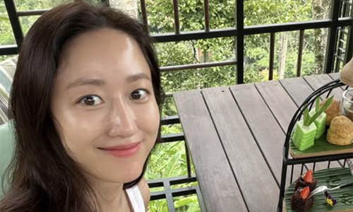 '카드도난' 전혜빈 &${esc.h}34;걱정 감사, 여행 잘 마무리 중&${esc.h}34;