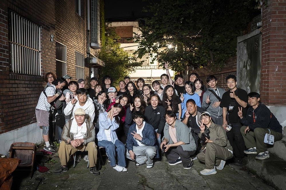 덱스X추소정X박해린X윤성빈, 한일합작 ‘유령의 집’ 크랭크업